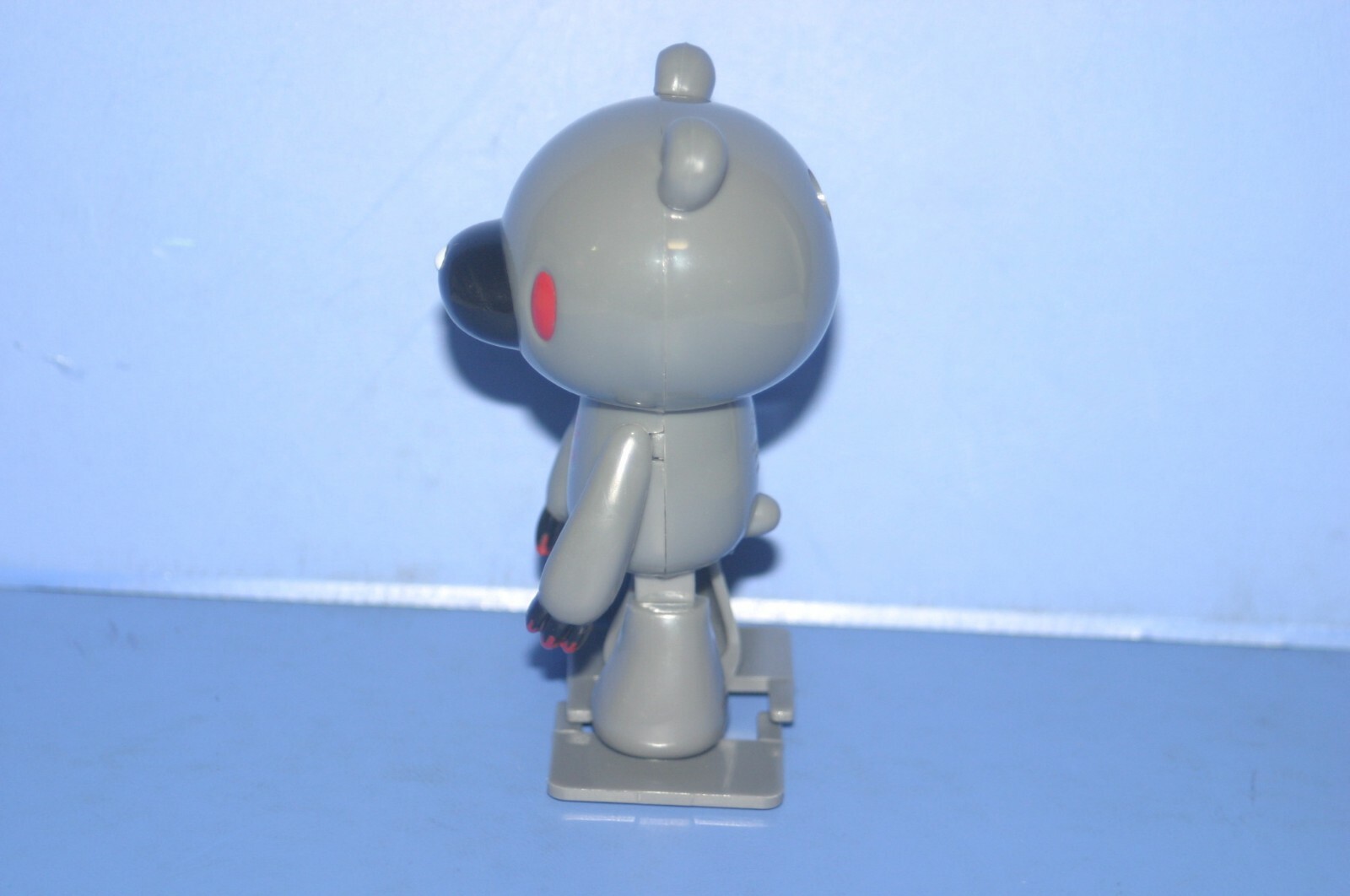 Picture 4 of 12