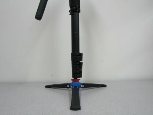 Benro A48FDS4PRO Aluminum Monopod with 3-Leg Base -- Max Load 8.8 lb (4 kg) - Picture 9 of 12
