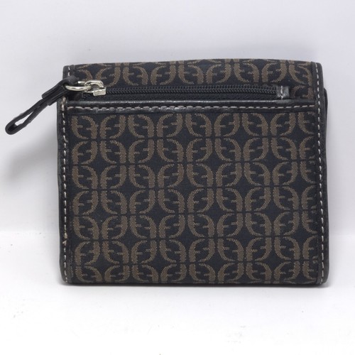 Cartera Fossil Triple Plegable Marrón Logo F Lona Marrón Cuero Borde 6 Ranuras para Tarjetas - Imagen 3 de 9