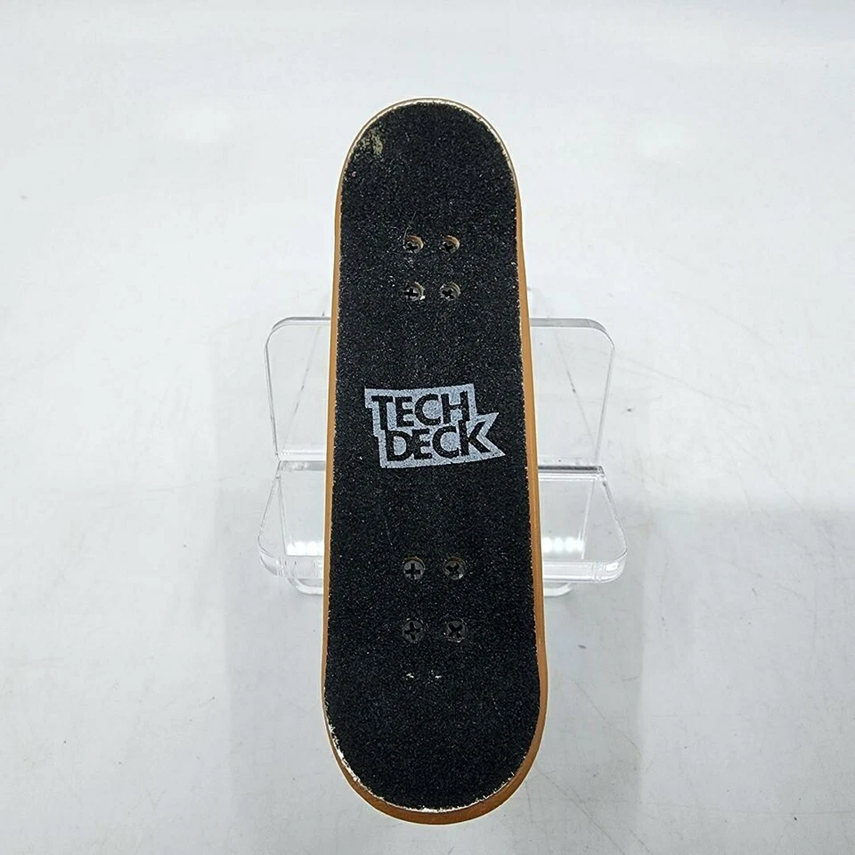 Tech Deck Mini Skateboard Tyler Surrey Miniature Fingerboard 4 in Green Rare - Image 4 of 4