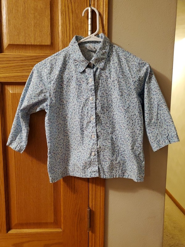 Old Navy Girl's Size 10 Blue Floral 3/4 Length Sleeve Blouse Shirt