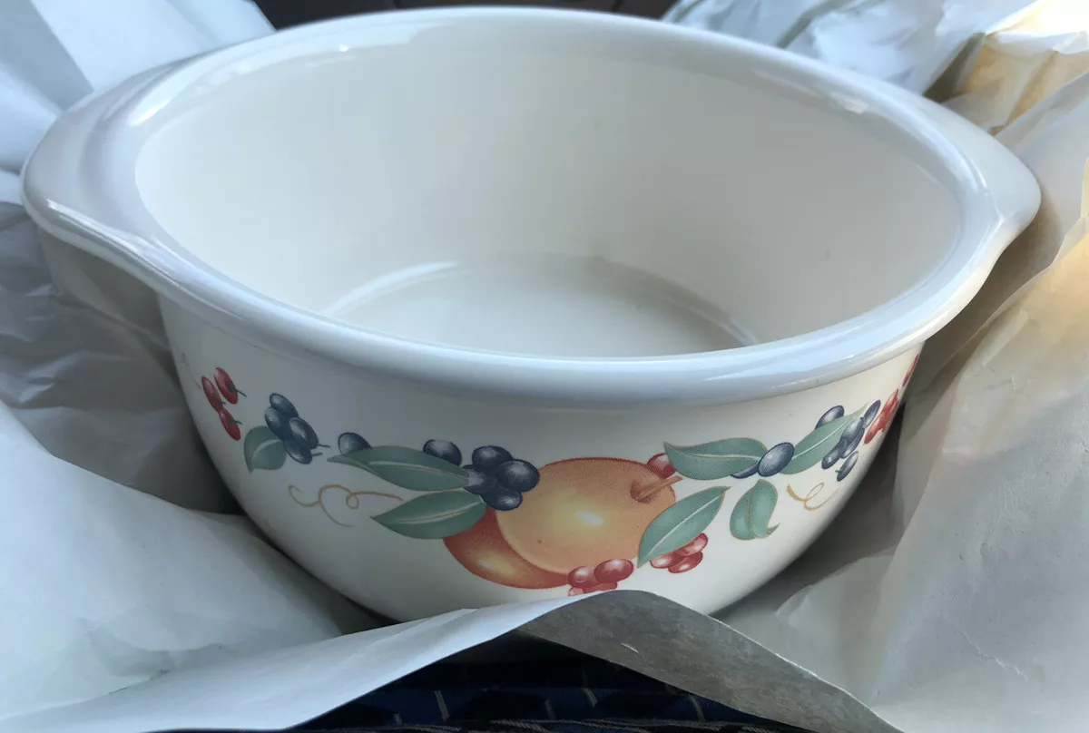 Corelle 2 top quart serving bowl