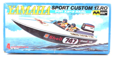 Vintage MITSUWA Yamaha Sport Custom 17.RO Model Kit with Outboard Motor 140A/B