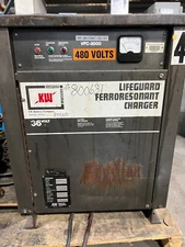 👀 HAWKER VFC-2000 36 VOLT LIFEGUARD FERRORESONANT BATTERY CHARGER 18-600F1B-9XV