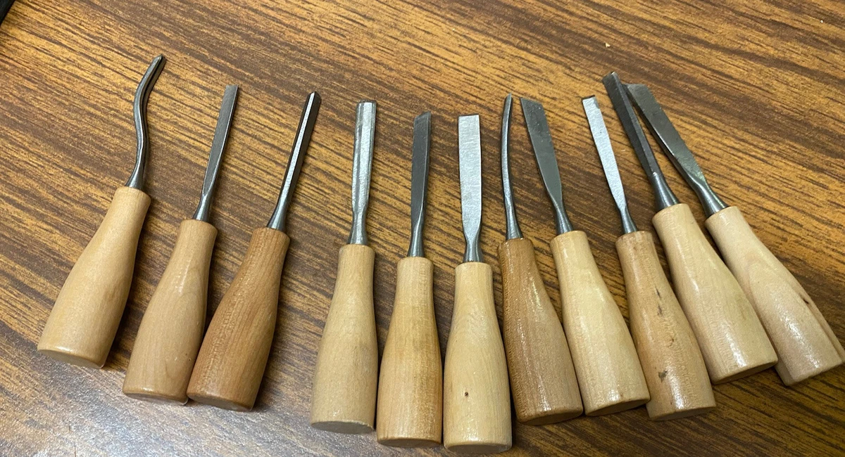 Used wood on sale carving tools