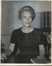 1966 Press Photo Mrs. Lucile Petry Leone, Tulane University School of Medicine