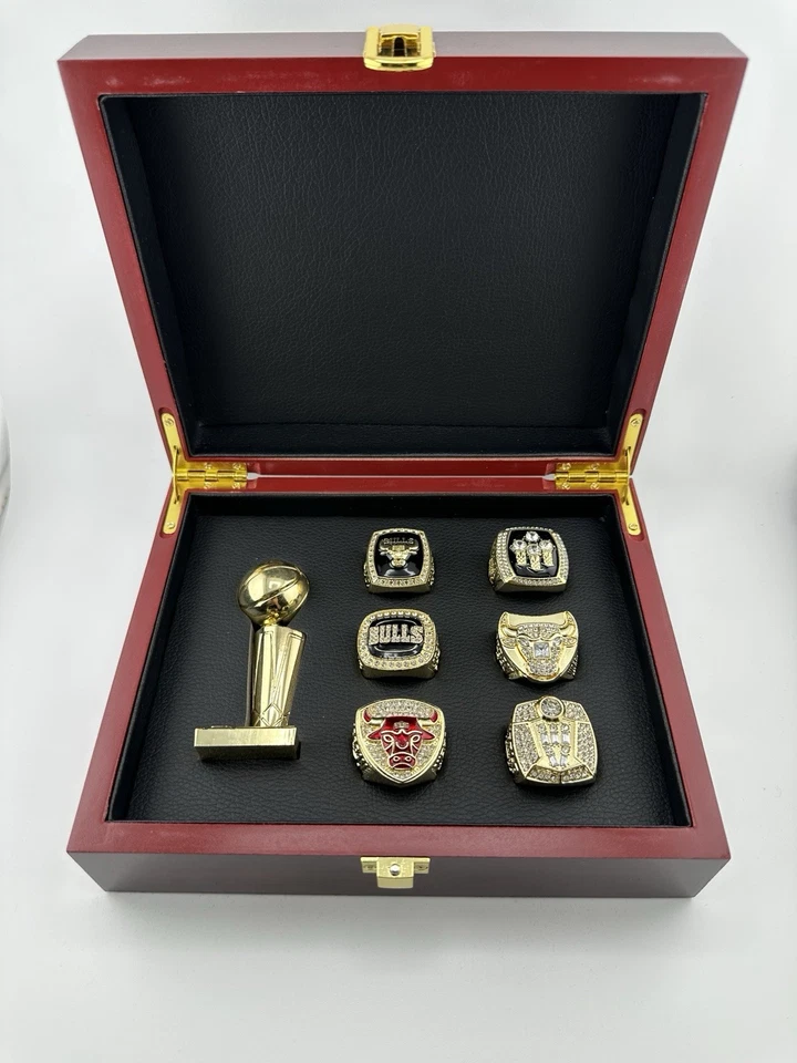 Chicago Bulls Michael Jordan Championship 6  Ring Set  With Case And Trophy - Image 3 of 4