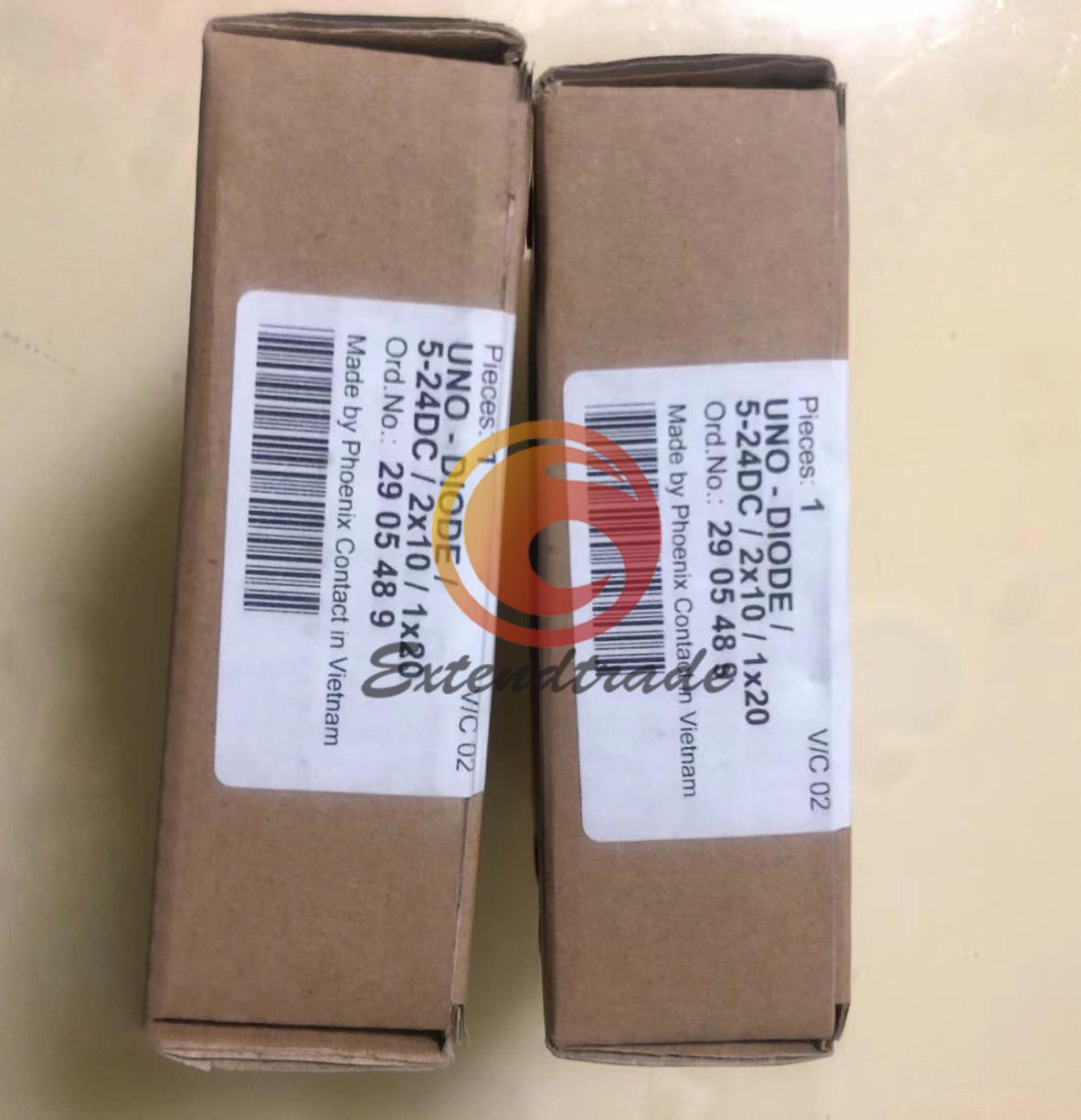 One New Phoenix Contact UNO-DIODE/5-24DC/2X10/1X2 redundant module 2905489