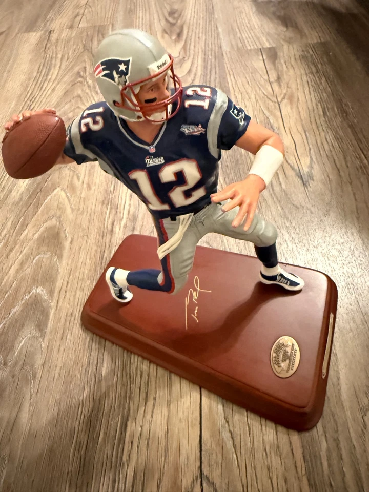 FIGURA PATRIOTAS TOM BRADY DANBURY COMO NUEVA EDICIÓN LIMITADA - COLECCIONABLE DE LA NFL - RARA Foto 4 de 4