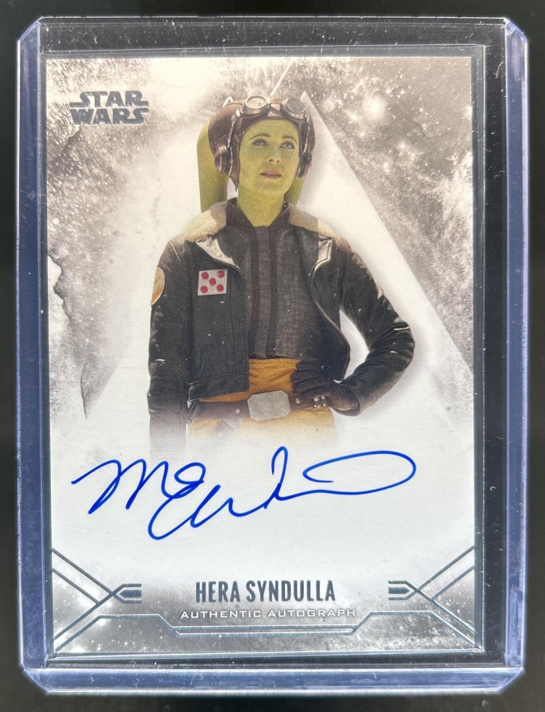 2025 Star Wars Smugglers Outpost Mary Elizabeth Winstead Hera Syndulla Auto #MW view 1