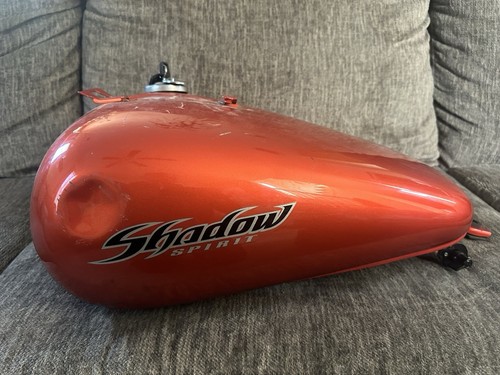 2001-2007 Honda VT750 Shadow Spirit Gas Tank Petrol Reservoir - Picture 4 of 12