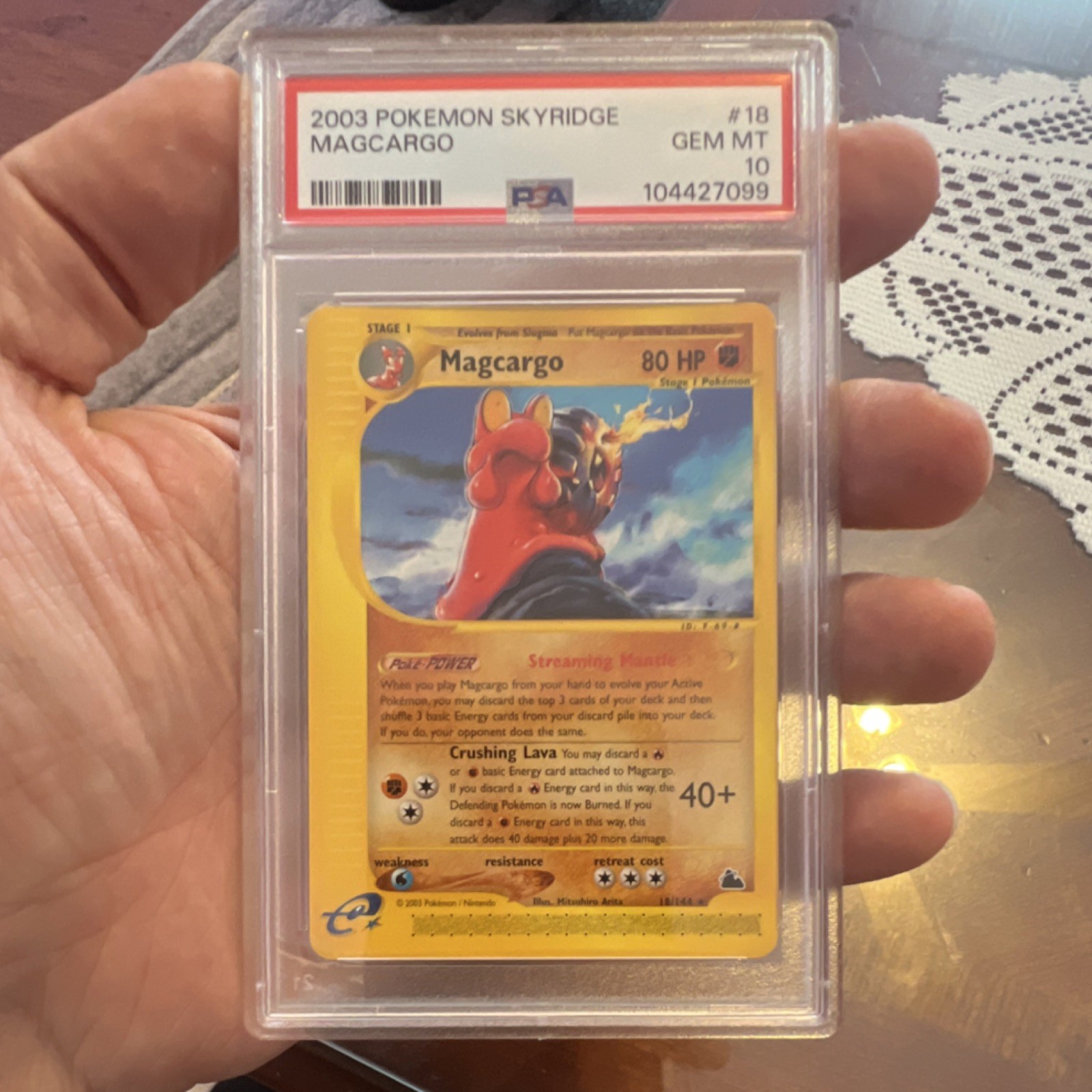 Pokémon Magcargo Skyridge #18/144 Rare Regular PSA 10 2003 English