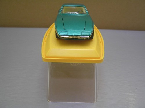 Pilen M 343 Indra Coupe in metallic green made in Spain 1/43 scale Mint in Box - Picture 8 of 10