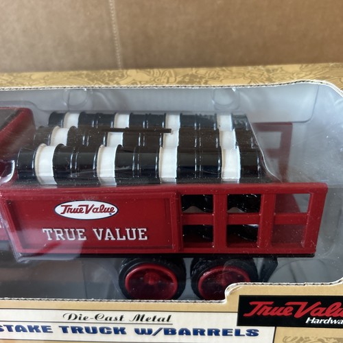 Ertl True Value Hardware 1925 Kenworth Stake Truck Bank w/Barrels Die Cast NEW - Picture 3 of 3