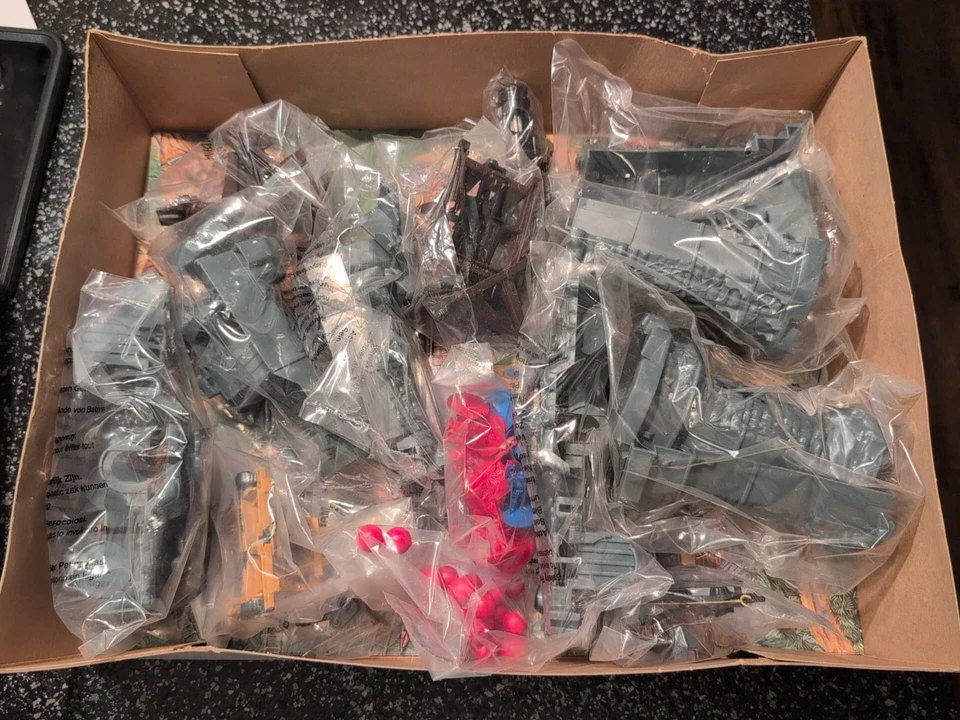 Weapons & Warriors Castle Siege Game 1995 Pressman Board Game Battle New Open Bo - Image 3 of 4