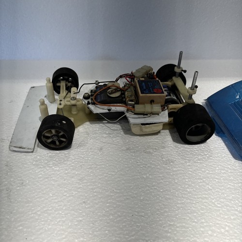 ORIGINAL VINTAGE ASSOCIATED RC12E ONROAD PAN CAR 1/12 SCALE - Picture 5 of 24