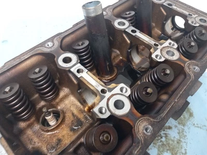 Dodge Charger 2006-2010 culata lateral del pasajero Foto 3 de 4