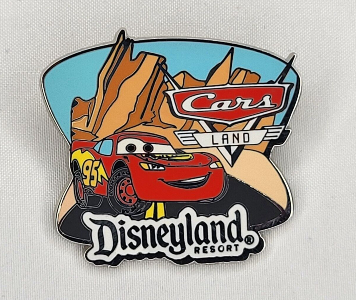 Disney DLR - Walt Disney Travel Company - Cars Land - Lightning McQueen - 2011