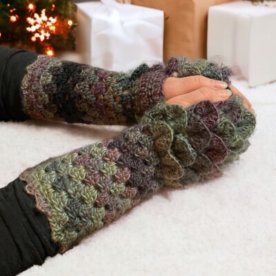 Mermaid Scales Fingerless Gloves Dragon Scale Handmade Fantasy Crochet One Size