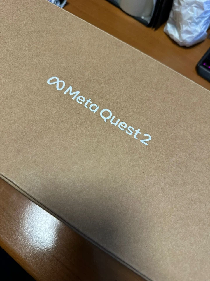 Oculus Meta Quest 2 Visore VR 128 Gb - Immagine 3 di 4