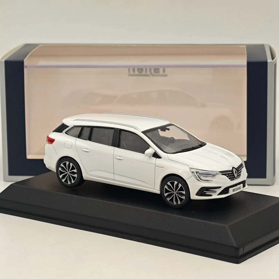1/43 Norev Renault Megane Estate 2020 Diecast Model Car Limited Collection White - Image 2 of 4