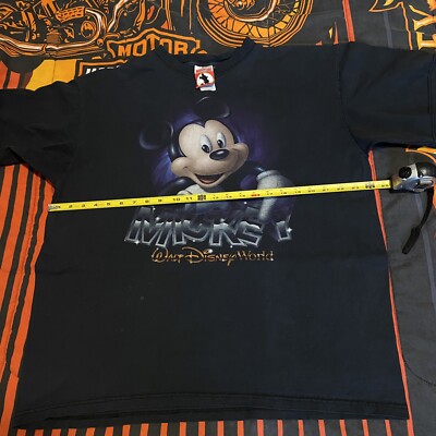 8SM1 90's Disney on CLASSIC Tシャツ　Y2K 黒M s-l400.jpg
