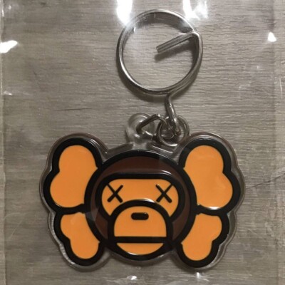BAPE KAWS MILO キーホルダー カウズ a bathing ape s-l400.jpg