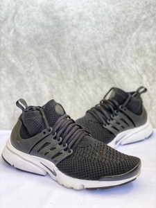 nike air presto flyknit black running shoes