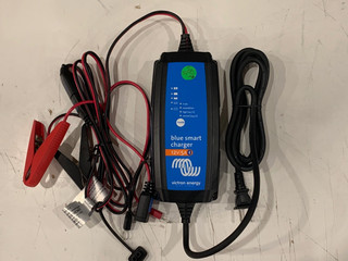 Victron Energy Blue Smart IP65 Smart Car Battery Charger 12V 5A Open Box