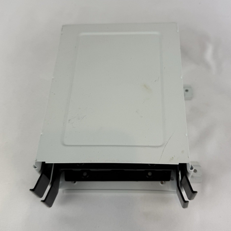 White Metal 4-Bay 2.5in Internal Drive Cage Drive Bay Bracket