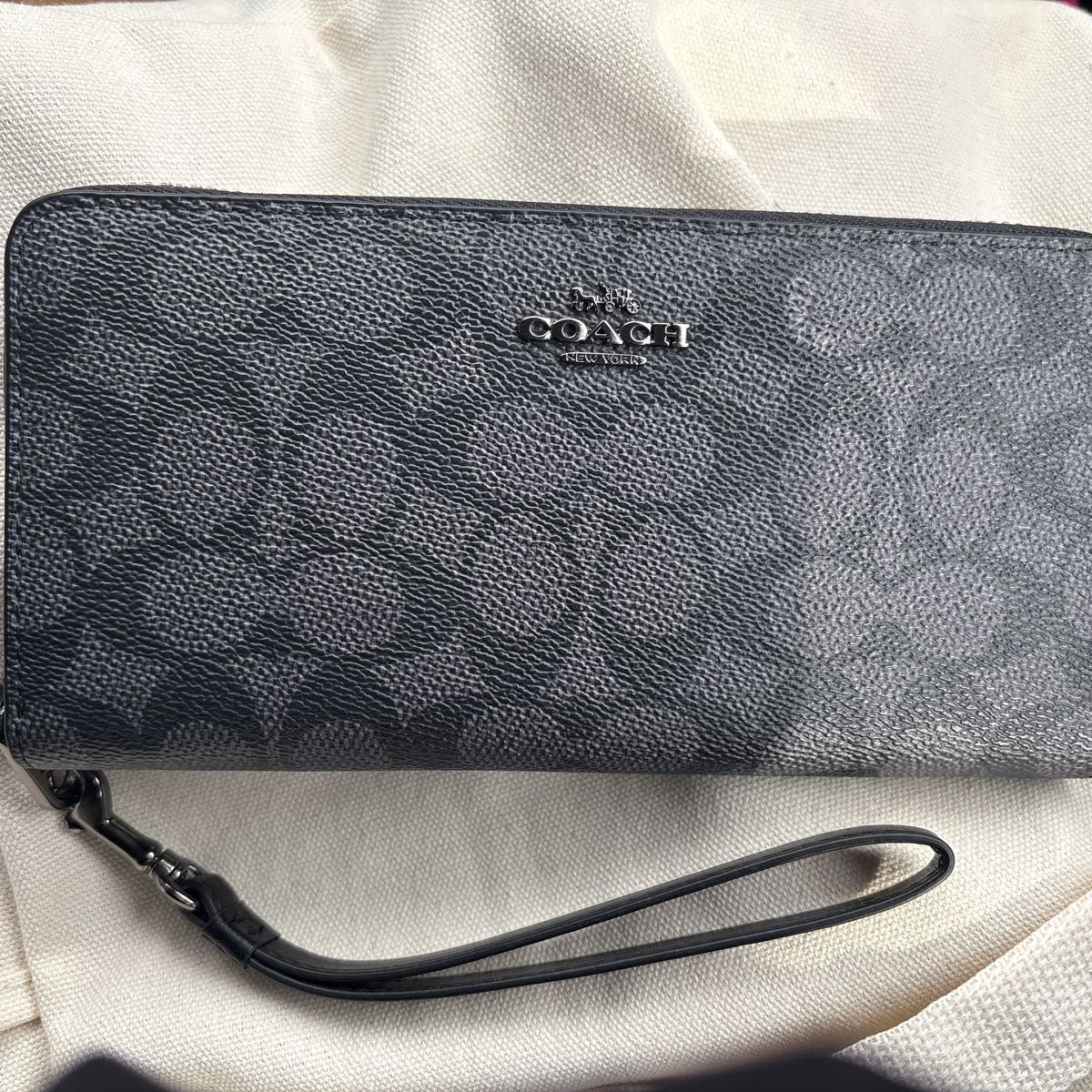 COACH  Long Wallet with Storage Bag and Box Japan