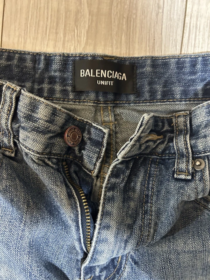JEANS BALENCIAGA HOLGADOS AZULES Foto 2 de 4