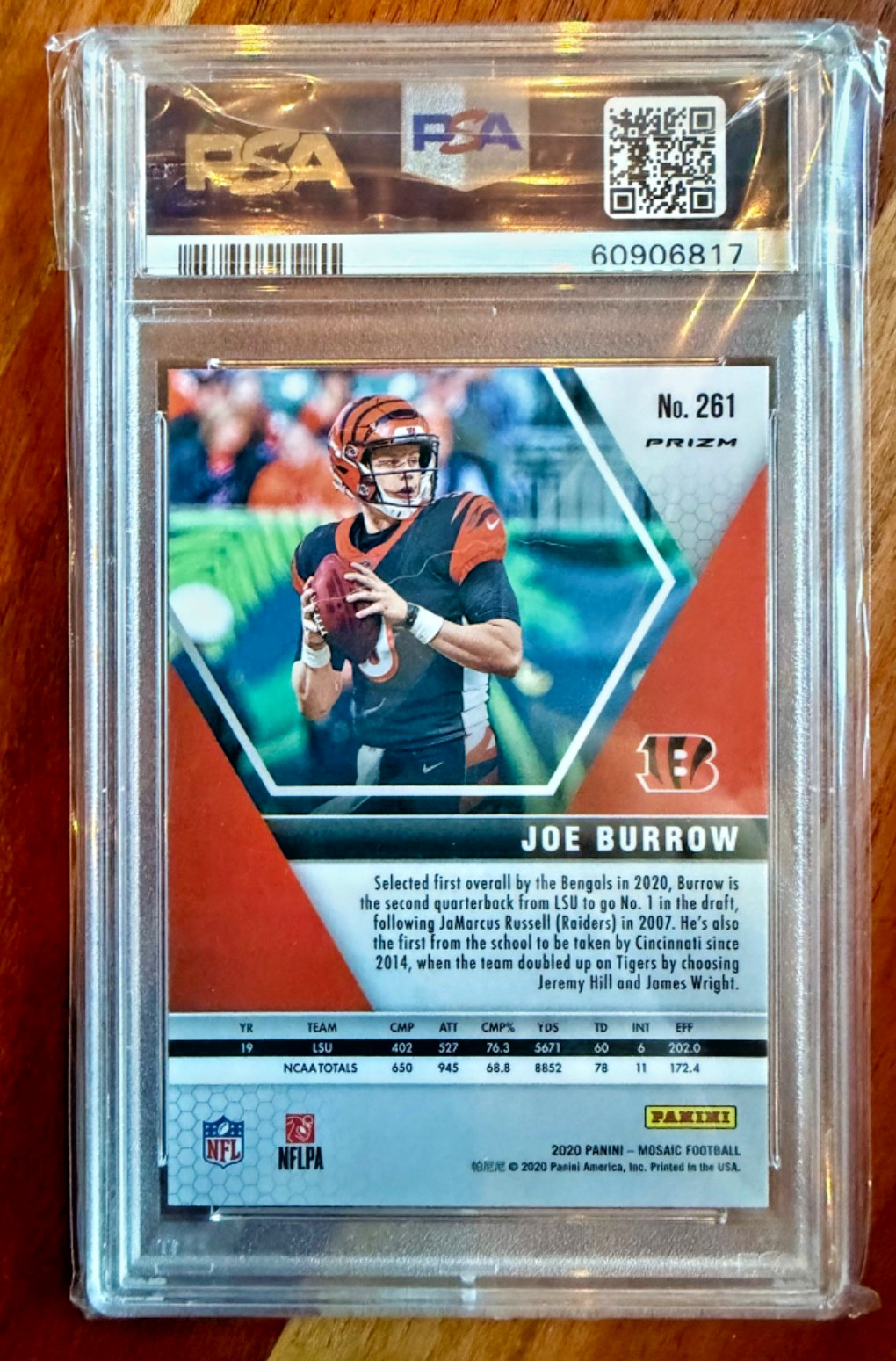2020 Panini Mosaic - NFL Debut Joe Burrow #261 Reactive Green Mosaic Prizm (RC) view 2