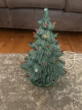 Vtg Nowell’s Mold Carol Ceramic Lighted Christmas Tree 16” Base Mistletoe 1978