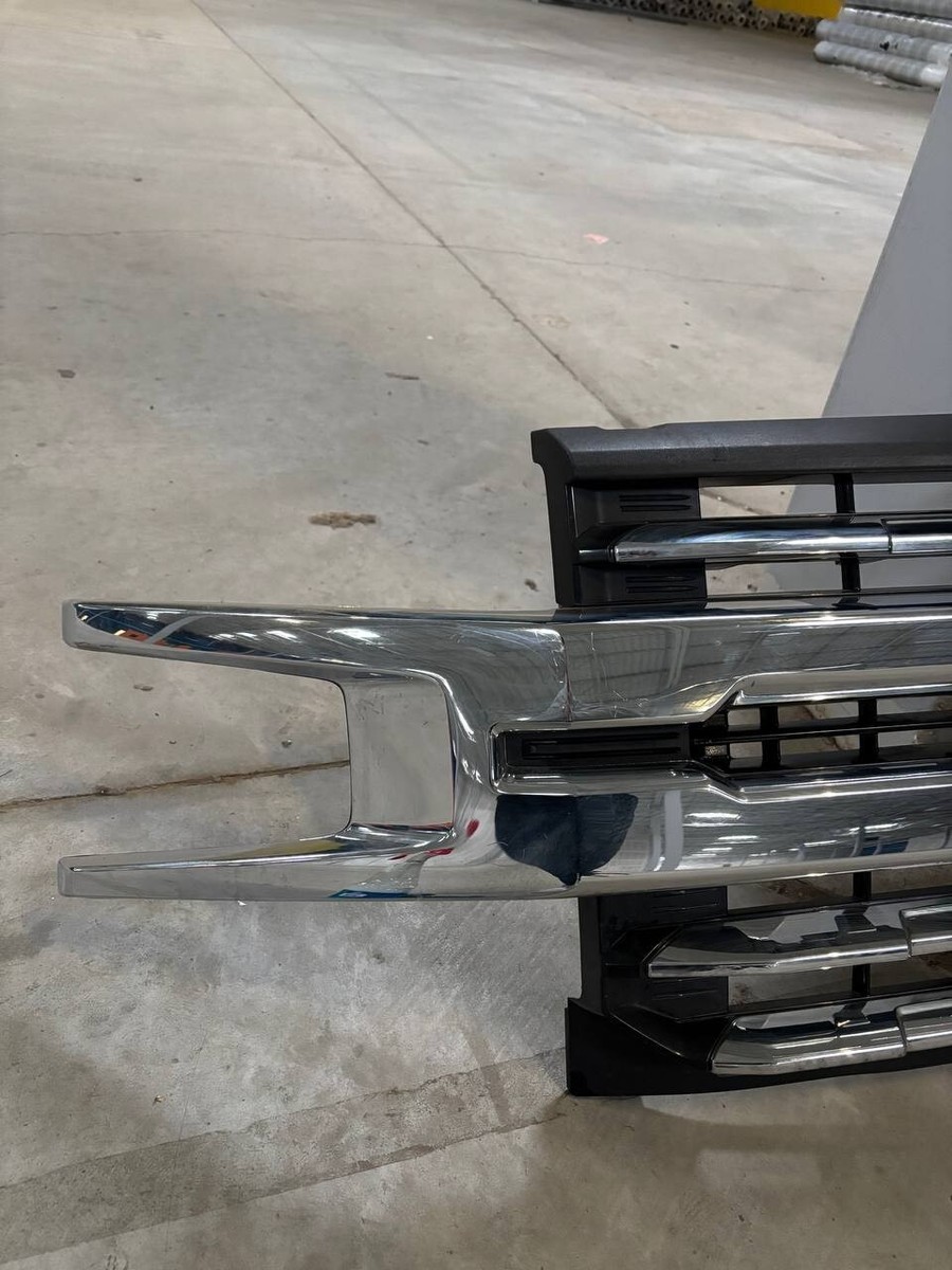 2019 - 2021 Chevy Silverado 1500 Chrome Grille LTZ GM OEM 84493319