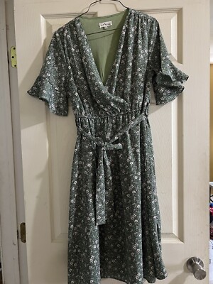 LA soul dress Sage Green with White Flowers | eBay LA soul dress Sage Green with White Flowers | eBay