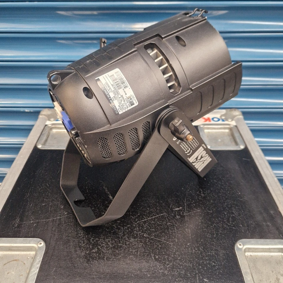 Martin Rush PAR 2 Zoom RGBW bright single-lens LED PAR Can, Used - Image 2 of 3