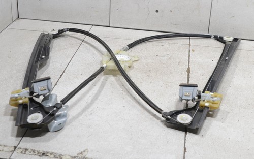 VW Touran 1T Bj 04 Fensterheber Mechanismus Tür vorne LINKS #111861-C56