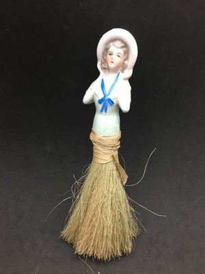 Vtg Whisk Crumb Brush Porcelain Half Doll Girl Bonnet Hat Hand Painted Japan 8''
