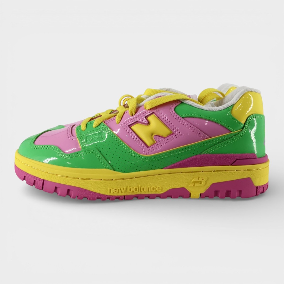 New Balance Unisex 550 Y2K Patent Leather Shoes Size Men 9/Wmn