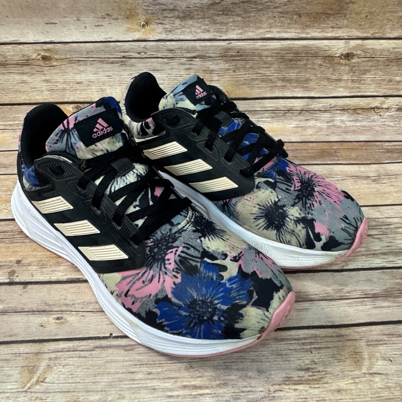 Adidas Womens Black Pink Floral Galaxy Running Sneakers Athletic Shoes 8.5 Adidas Womens Black Pink Floral Galaxy Running Sneakers Athletic Shoes 8.5