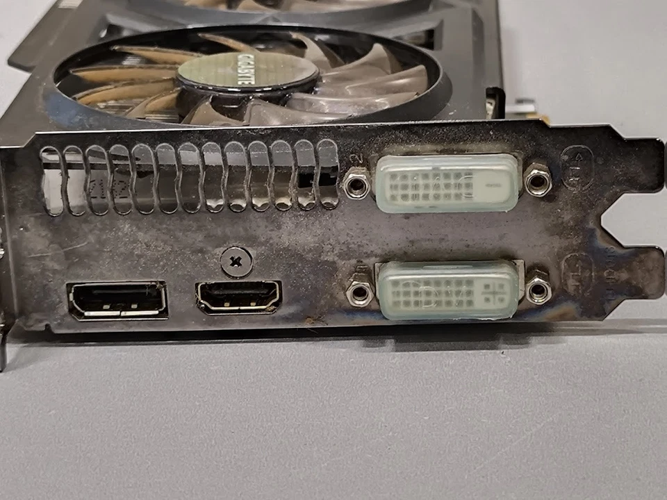 Gigabyte GV-N760OC-2GD Graphics Card - Used, Working - Image 4 of 4