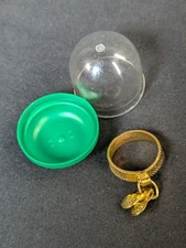 Vintage Gumball Vending Machine Metal Gold Tone Bell Ring W/ Case Sz 6