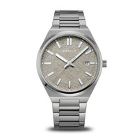 Bering Herrenuhr Quarz Edelstahl Saphirglas Datum 5 Bar Wasserdicht 17639-777
