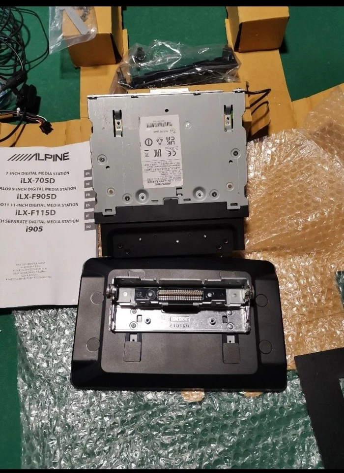 Alpine iLX-F905D Ricevitore multimediale da 9" con DAB+ - Immagine 4 di 4