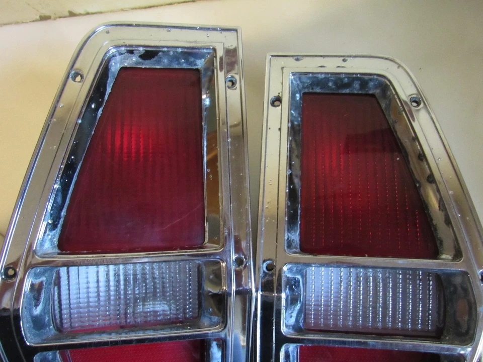 Par de luces traseras originales Ford Pinto 1972-1980 vintage para camioneta Foto 4 de 4