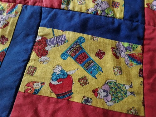 Project Linus Hand pieced Quilt 36" x 43" Funny quilting ladies - Picture 3 of 7