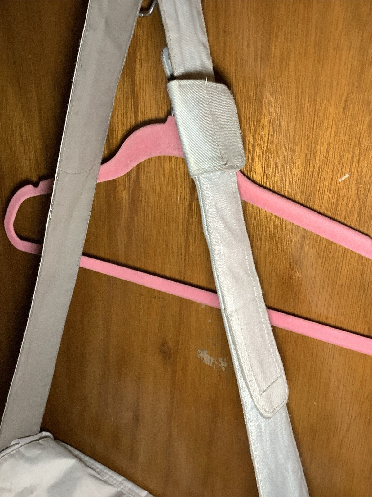 Picture 2 of 19