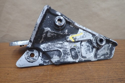 1984 KAWASAKI VOYAGER ZN1300A LEFT PASSENGER PEG FLOORBOARD - Picture 3 of 5