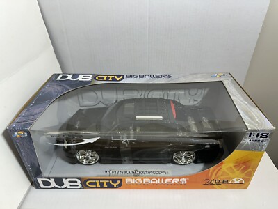 ミニカー 2002 CADILLAC ESCALADE DAB CITY s-l400.jpg